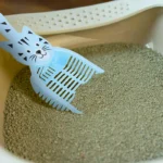 بیلچه ظرف خاک گربه از جنس پلاستیک مدل گربه ای طول 27 سانتی متر کد 106050 - Image 5