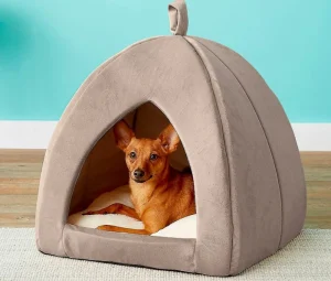 خانه سگ و گربه از جنس مخمل نرم و ضخیم رنگ قهوه ای با تشک کرم